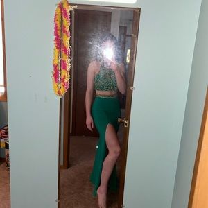 Meet your Posher, Nora